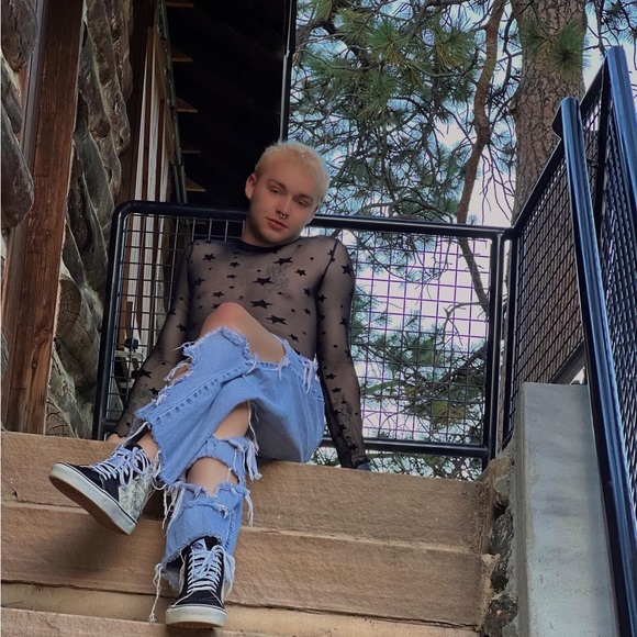 Meet your Posher, Kyle - Picture 1 of 1